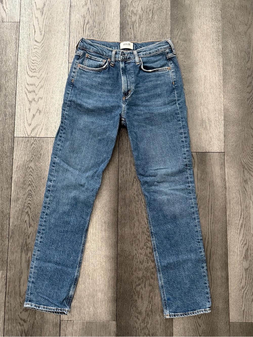 AGOLDE Merrel Jeans in Medium Blue Denim